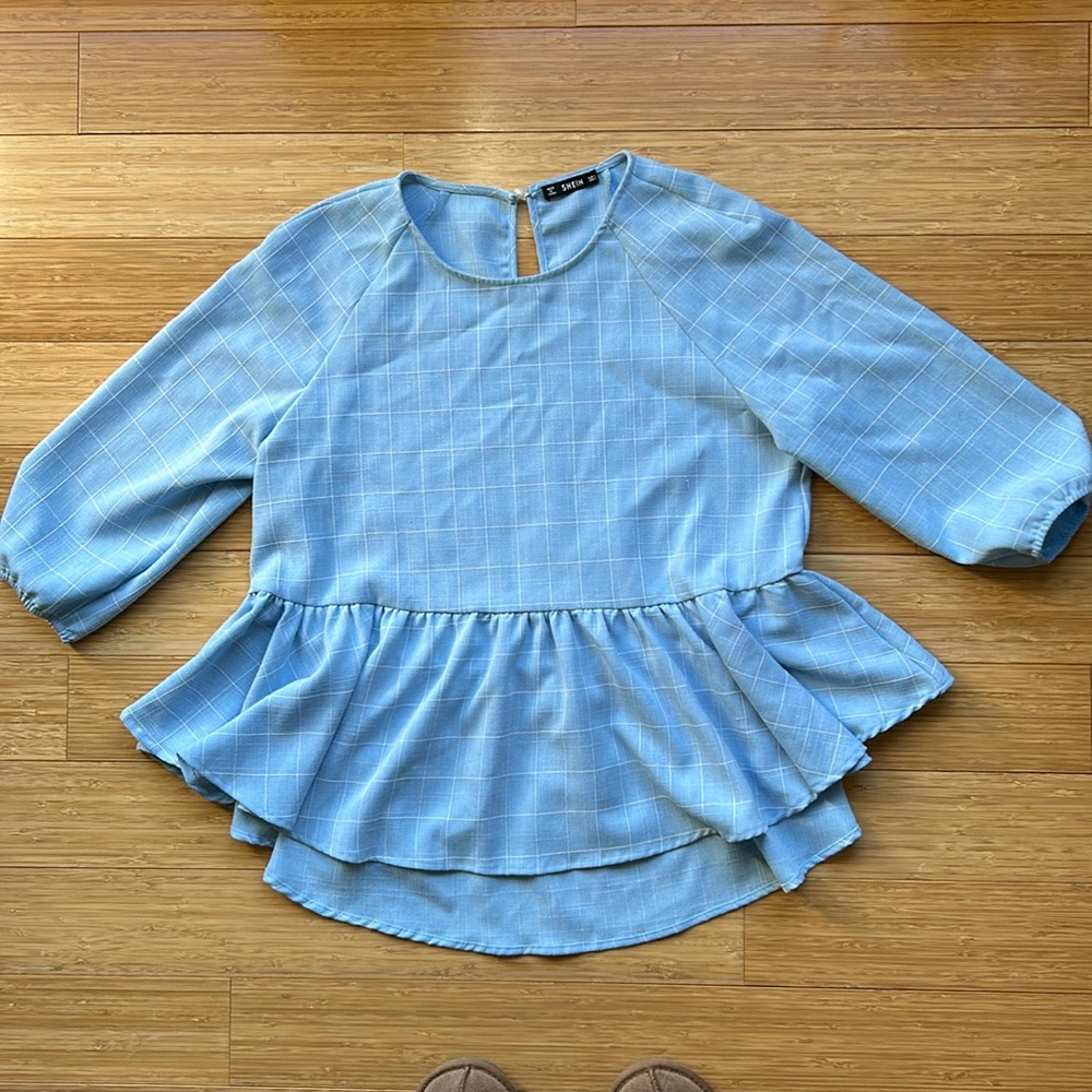 ✨5 for $15✨ SHEIN peplum blouse